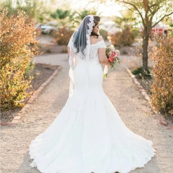 Maggie Sottero | Dresses | Maggie Sottero Lace Mermaid Wedding Gown | Poshmark Maggie Sottero | Dresses | Maggie Sottero Lace Mermaid Wedding Gown | Poshmark